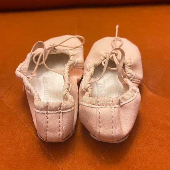 Ballet Shoes, Pink Leather Ballet Shoes, Toddler Size 9 - Picture 4 of 7